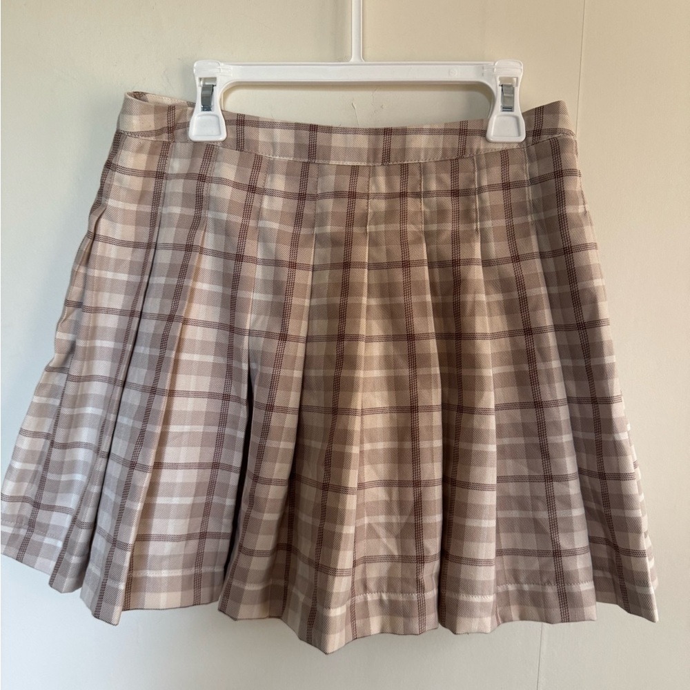 Selfie Plaid Pleated Skirt in Beige and Brown NWT size small